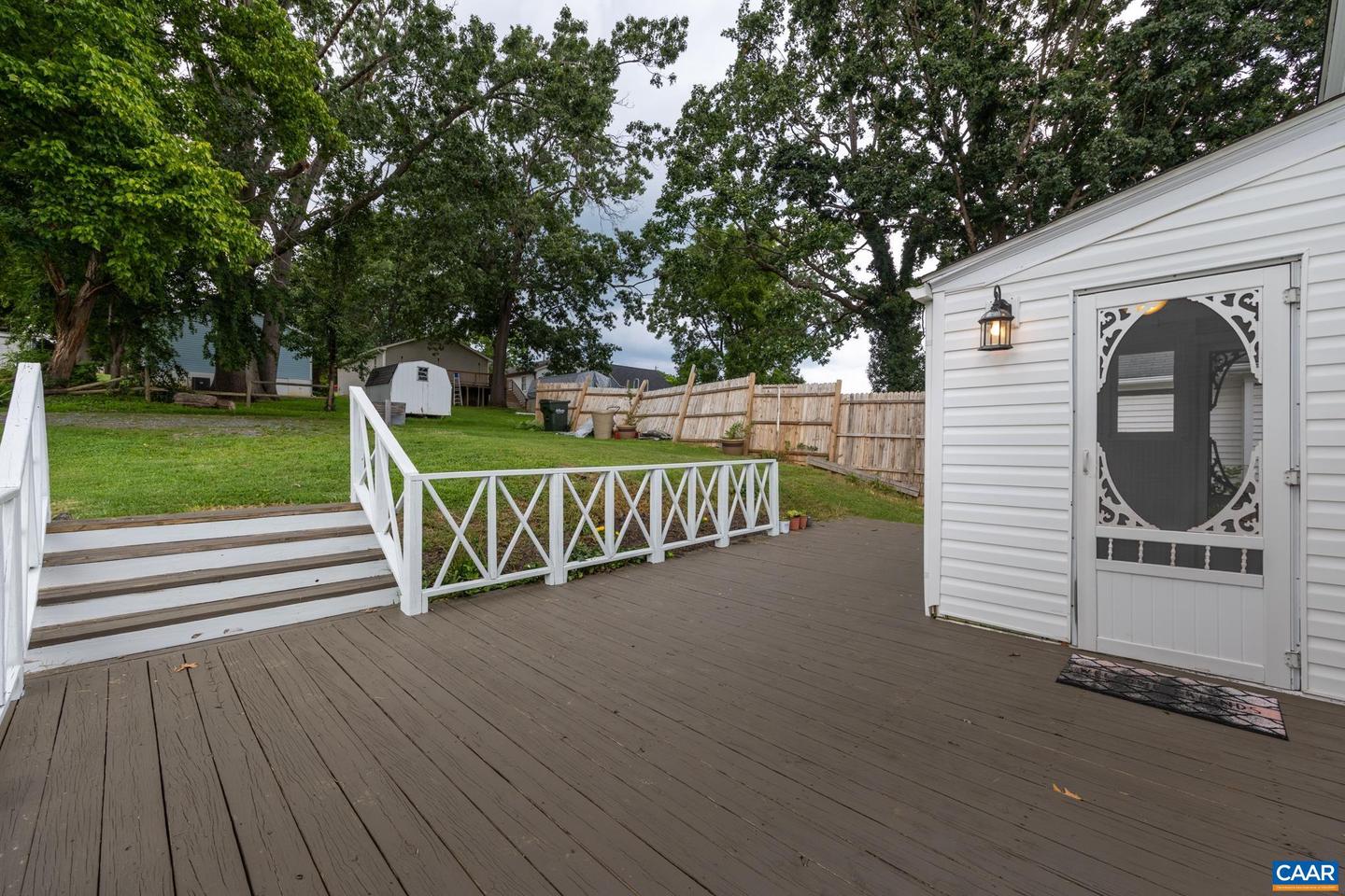 406 GRUBERT AVE, STAUNTON, Virginia 24401, 2 Bedrooms Bedrooms, ,1 BathroomBathrooms,Residential,For sale,406 GRUBERT AVE,667381 MLS # 667381