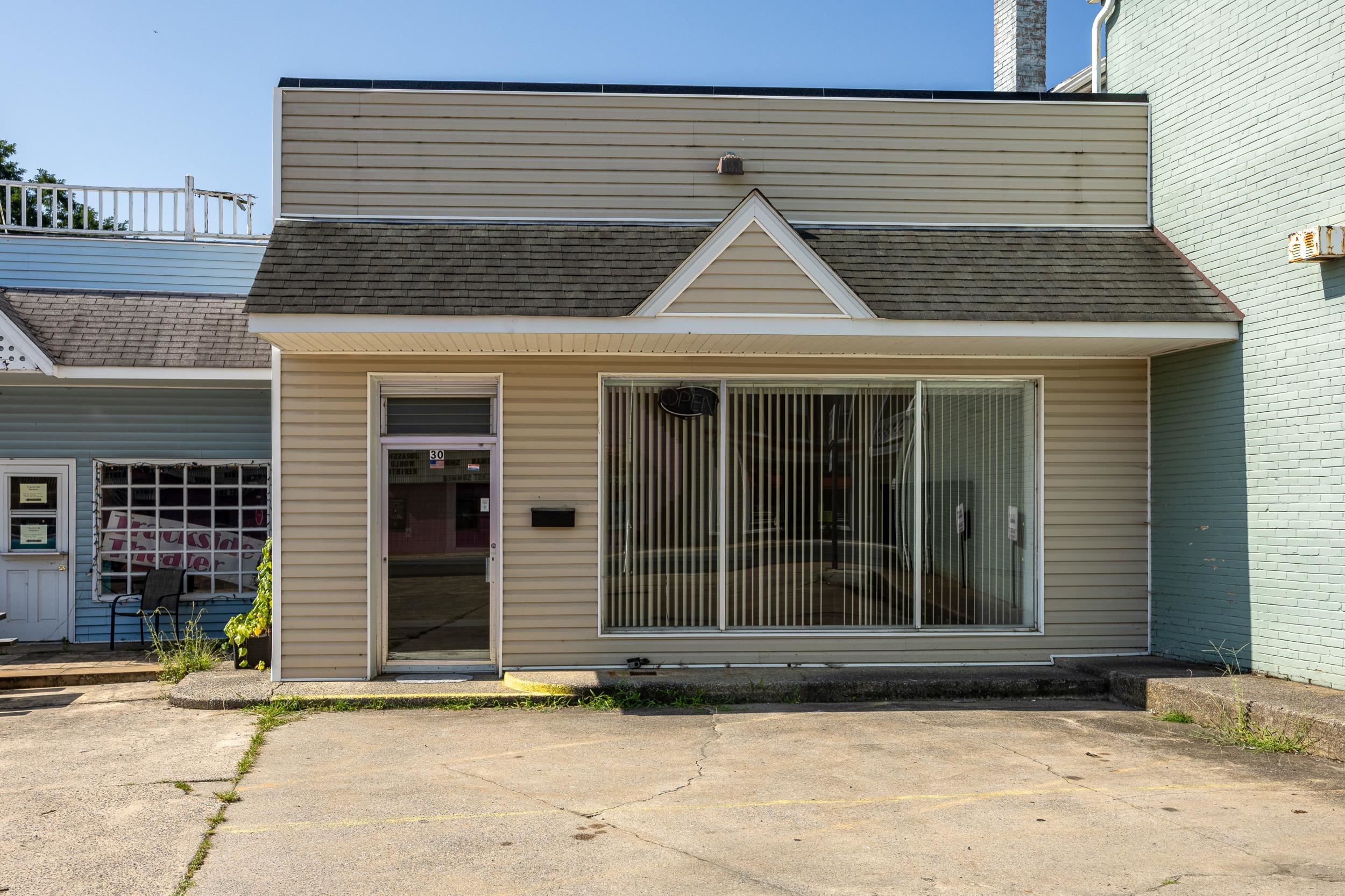 30 E MAIN ST, LURAY, Virginia 22835, ,Commercial,30 E MAIN ST,667409 MLS # 667409