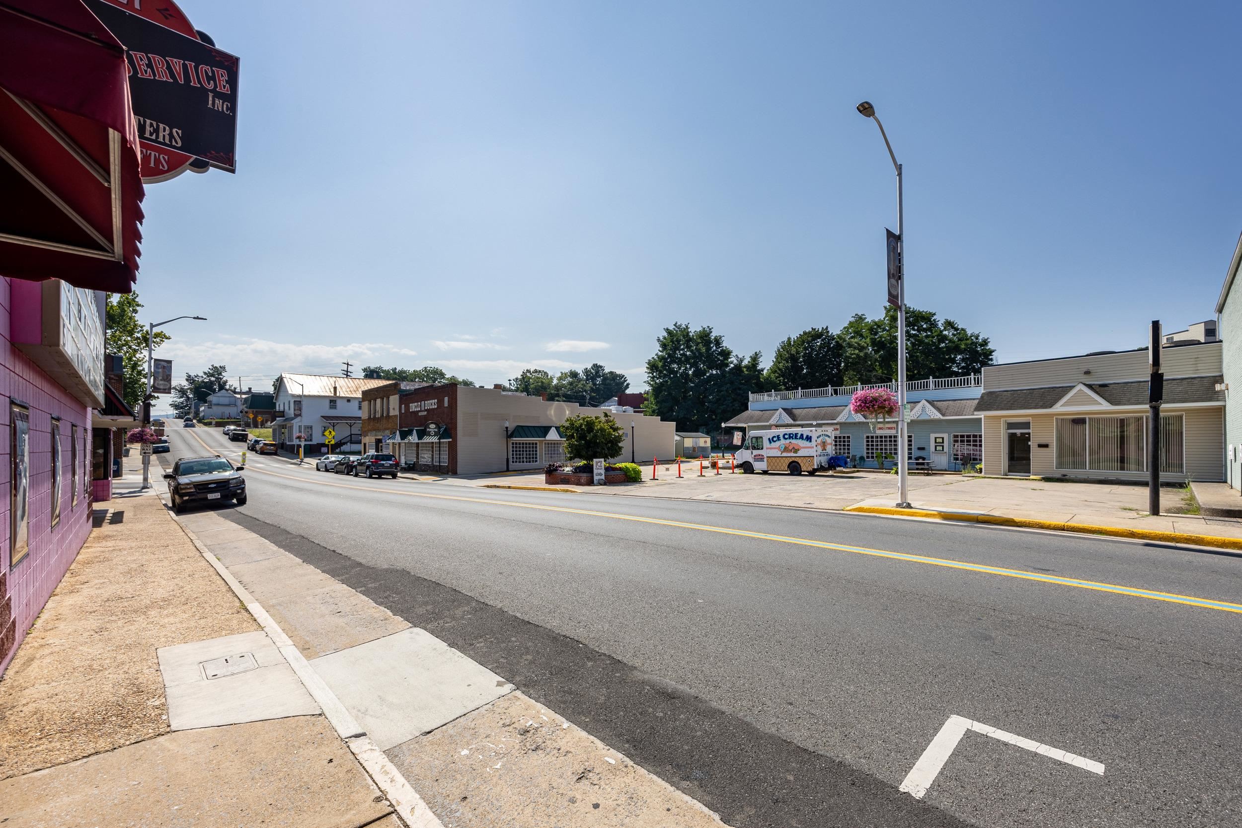 30 E MAIN ST, LURAY, Virginia 22835, ,Commercial,30 E MAIN ST,667409 MLS # 667409