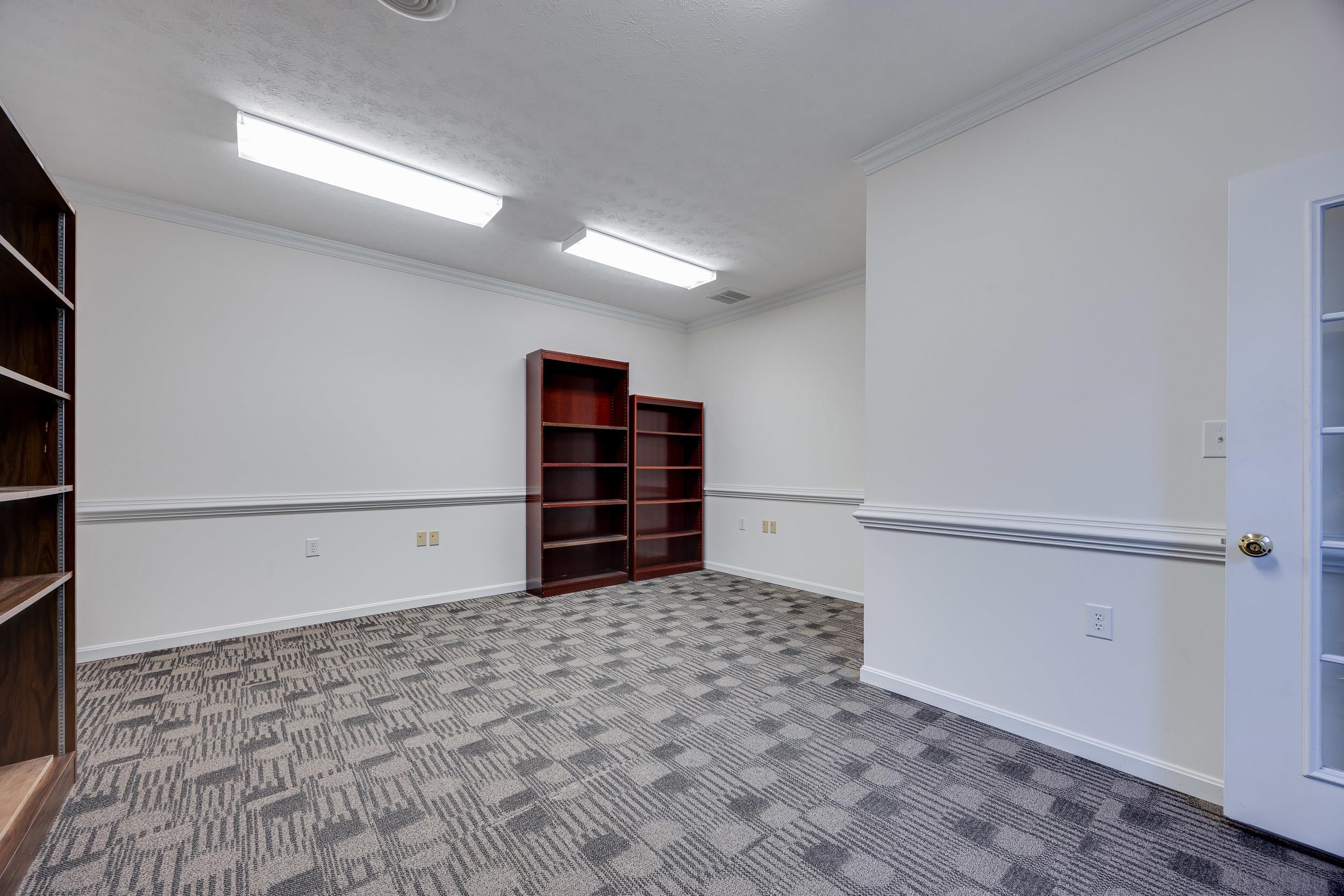 30 E MAIN ST, LURAY, Virginia 22835, ,Commercial,30 E MAIN ST,667409 MLS # 667409