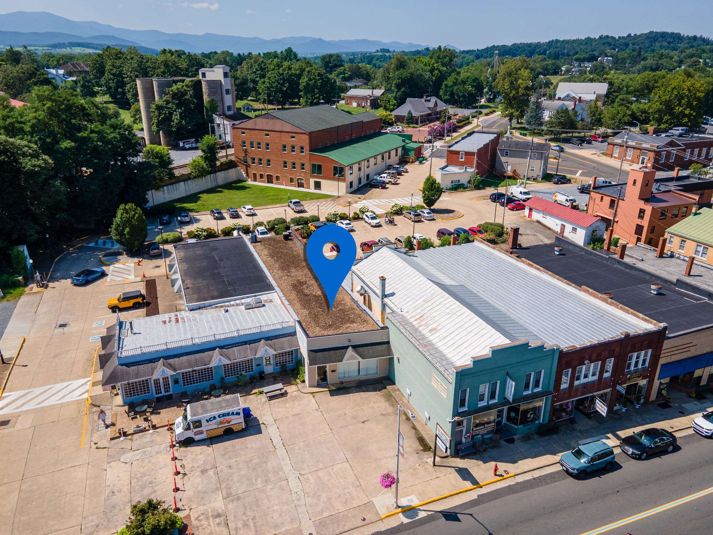 30 E MAIN ST, LURAY, Virginia 22835, ,Commercial,30 E MAIN ST,667409 MLS # 667409