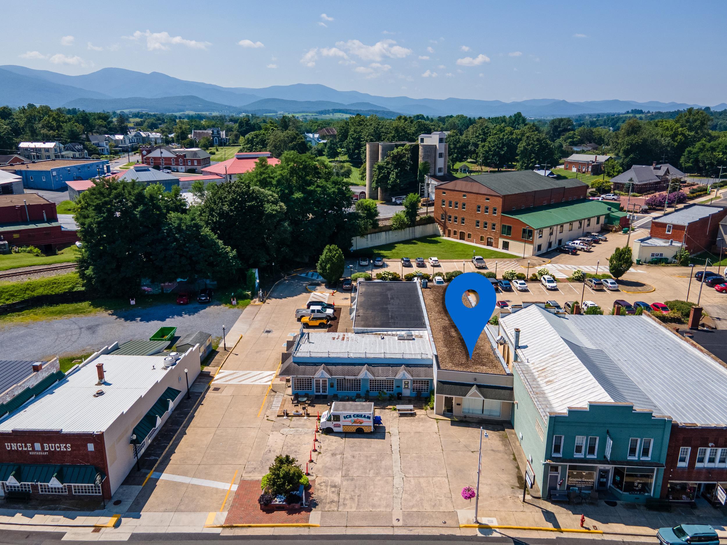 30 E MAIN ST, LURAY, Virginia 22835, ,Commercial,30 E MAIN ST,667409 MLS # 667409