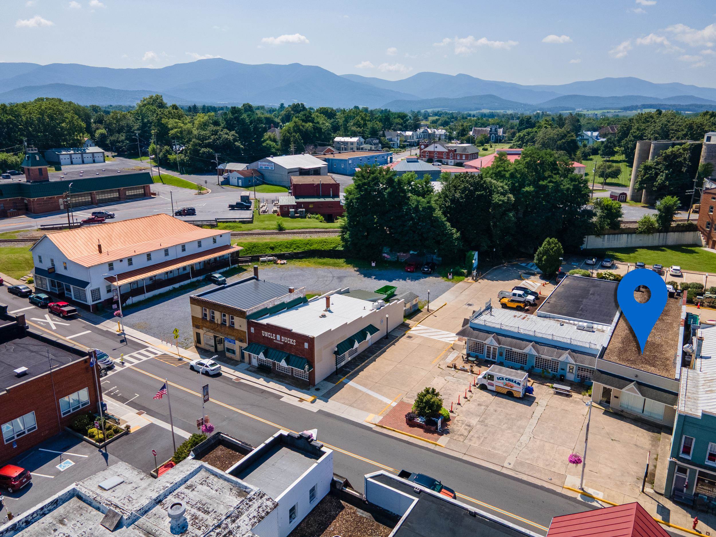 30 E MAIN ST, LURAY, Virginia 22835, ,Commercial,30 E MAIN ST,667409 MLS # 667409