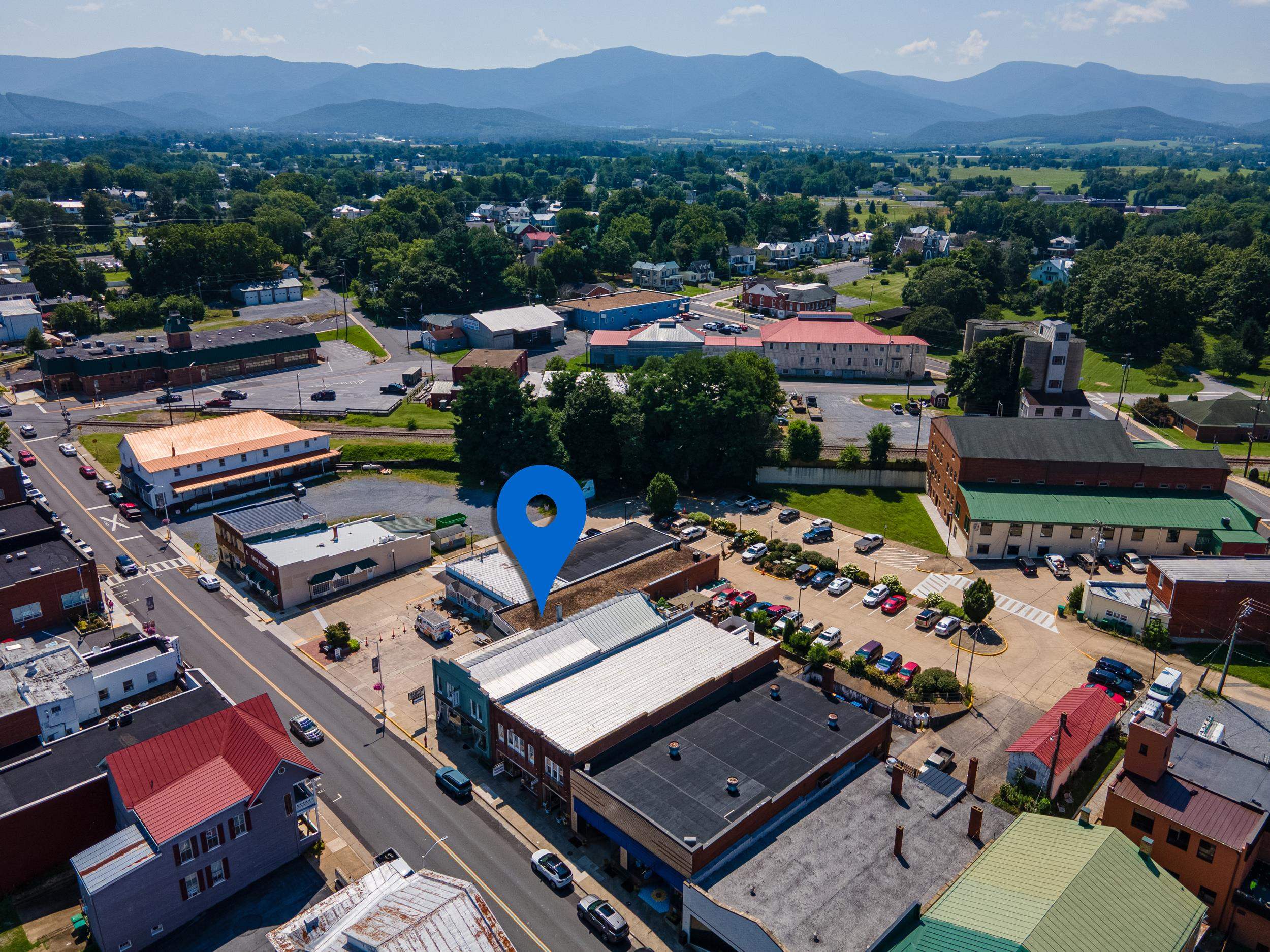 30 E MAIN ST, LURAY, Virginia 22835, ,Commercial,30 E MAIN ST,667409 MLS # 667409