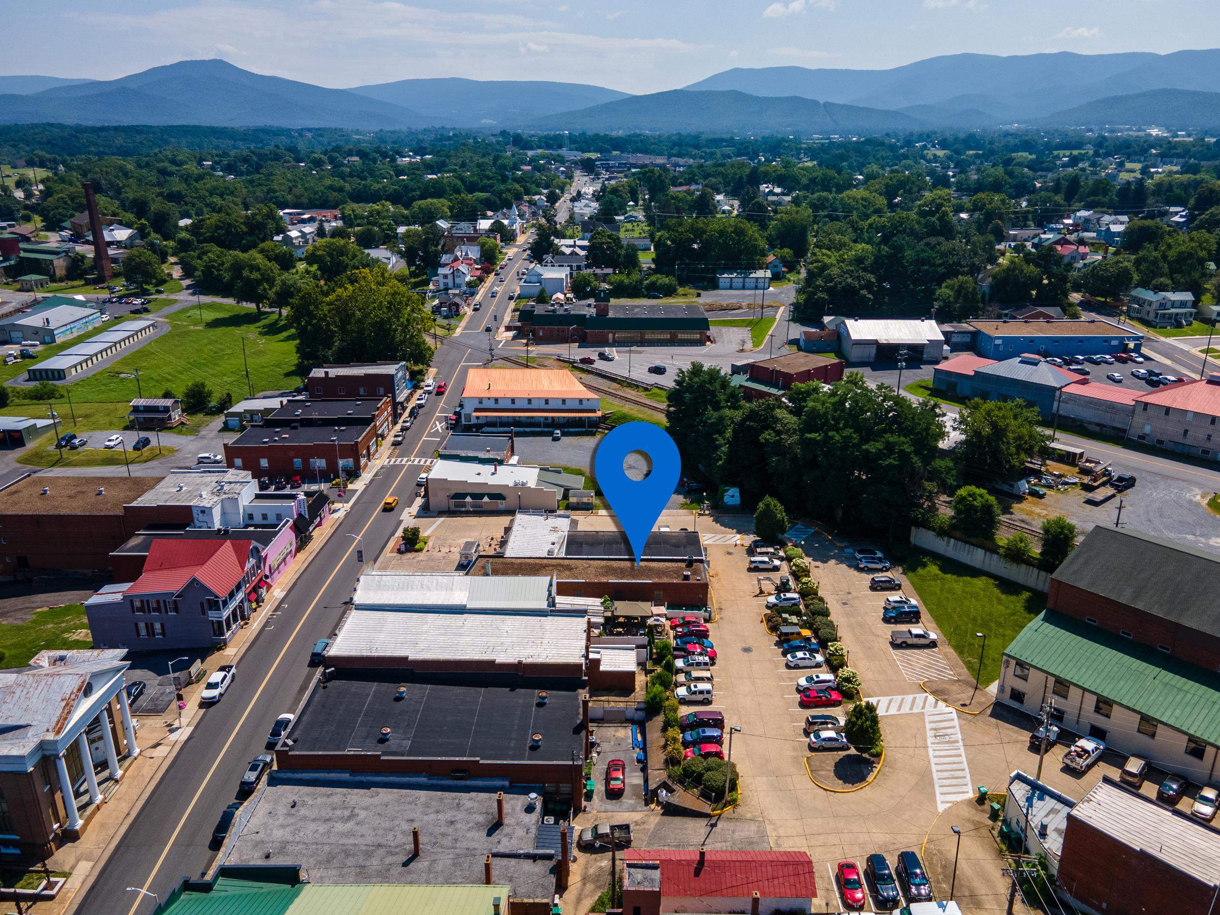 30 E MAIN ST, LURAY, Virginia 22835, ,Commercial,30 E MAIN ST,667409 MLS # 667409