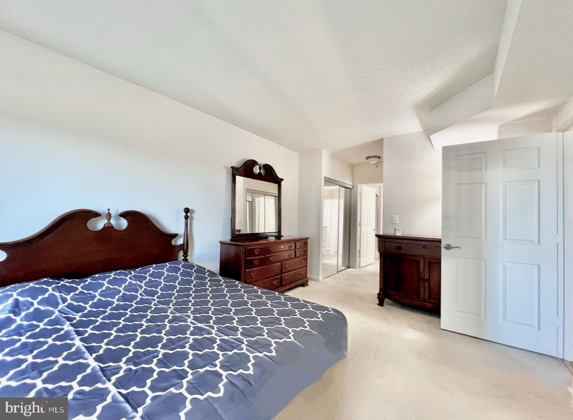 3101 N HAMPTON DR #814, ALEXANDRIA, Virginia 22302, 2 Bedrooms Bedrooms, 6 Rooms Rooms,2 BathroomsBathrooms,Residential,For sale,3101 N HAMPTON DR #814,VAAX2038368 MLS # VAAX2038368
