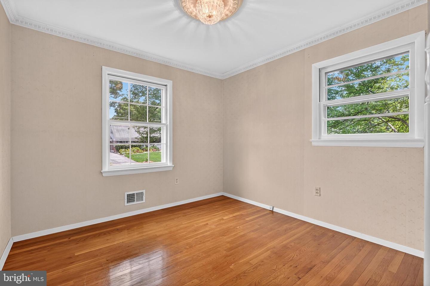 8132 KEELER ST, ALEXANDRIA, Virginia 22309, 4 Bedrooms Bedrooms, ,3 BathroomsBathrooms,Residential,For sale,8132 KEELER ST,VAFX2218164 MLS # VAFX2218164