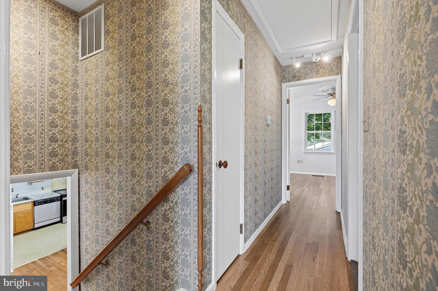 8132 KEELER ST, ALEXANDRIA, Virginia 22309, 4 Bedrooms Bedrooms, ,3 BathroomsBathrooms,Residential,For sale,8132 KEELER ST,VAFX2218164 MLS # VAFX2218164