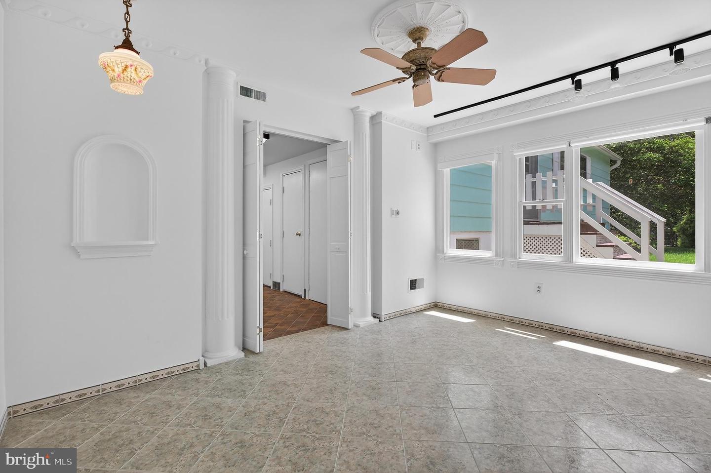 8132 KEELER ST, ALEXANDRIA, Virginia 22309, 4 Bedrooms Bedrooms, ,3 BathroomsBathrooms,Residential,For sale,8132 KEELER ST,VAFX2218164 MLS # VAFX2218164