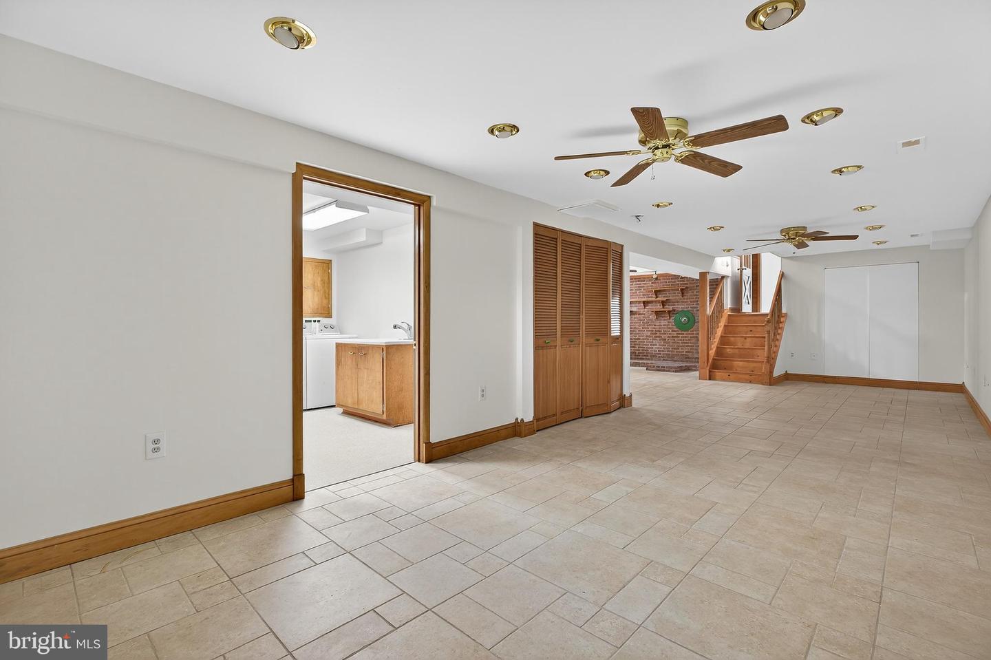 8132 KEELER ST, ALEXANDRIA, Virginia 22309, 4 Bedrooms Bedrooms, ,3 BathroomsBathrooms,Residential,For sale,8132 KEELER ST,VAFX2218164 MLS # VAFX2218164
