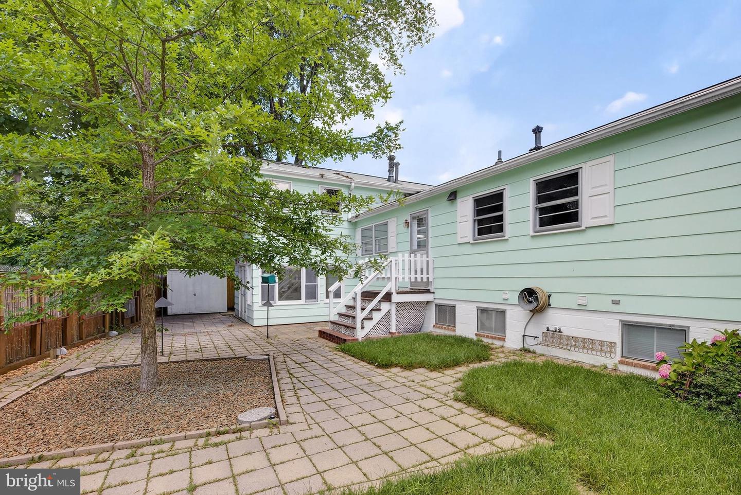 8132 KEELER ST, ALEXANDRIA, Virginia 22309, 4 Bedrooms Bedrooms, ,3 BathroomsBathrooms,Residential,For sale,8132 KEELER ST,VAFX2218164 MLS # VAFX2218164