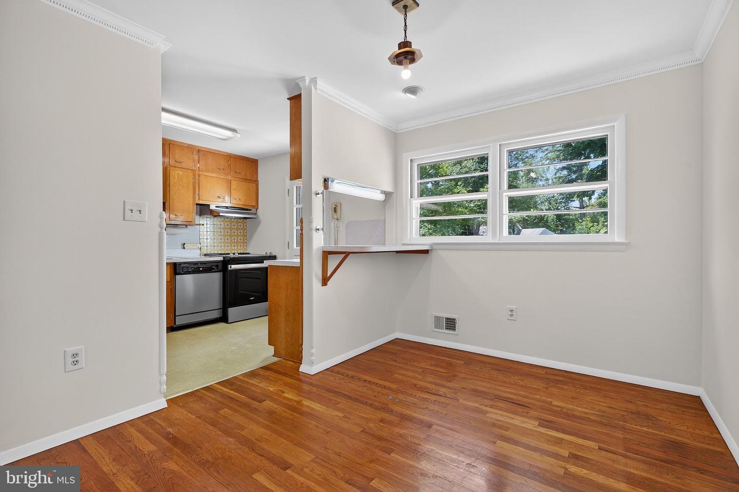 8132 KEELER ST, ALEXANDRIA, Virginia 22309, 4 Bedrooms Bedrooms, ,3 BathroomsBathrooms,Residential,For sale,8132 KEELER ST,VAFX2218164 MLS # VAFX2218164