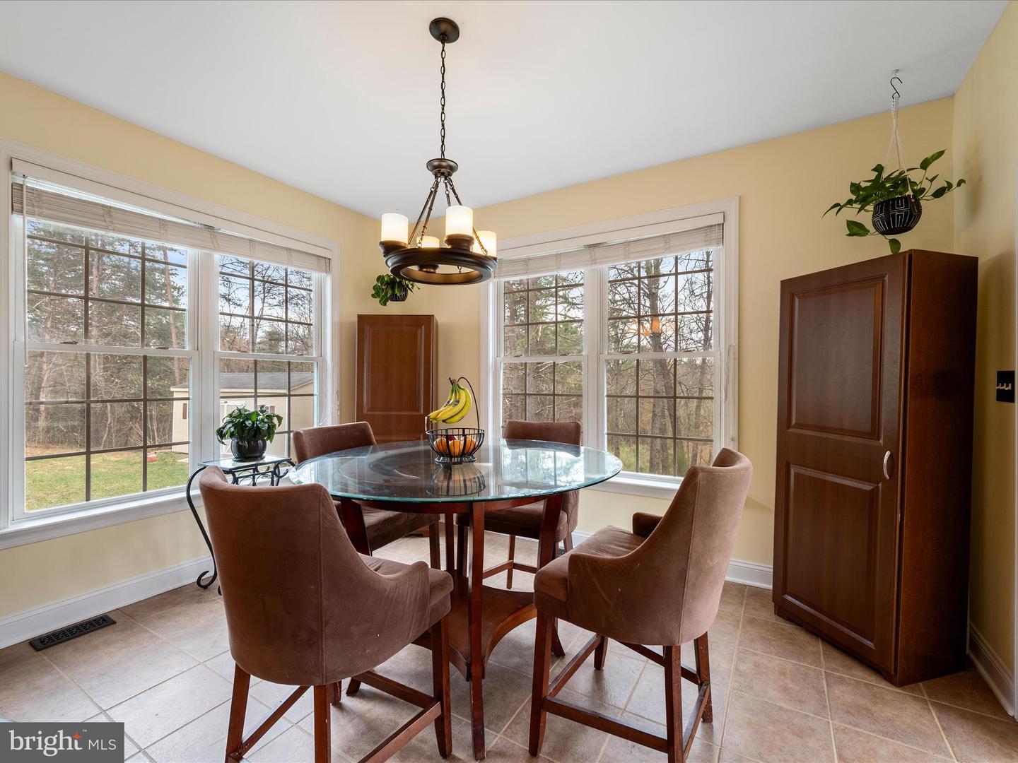 355 FISHEL RD, WINCHESTER, Virginia 22602, 4 Bedrooms Bedrooms, ,3 BathroomsBathrooms,Residential,For sale,355 FISHEL RD,VAFV2024662 MLS # VAFV2024662