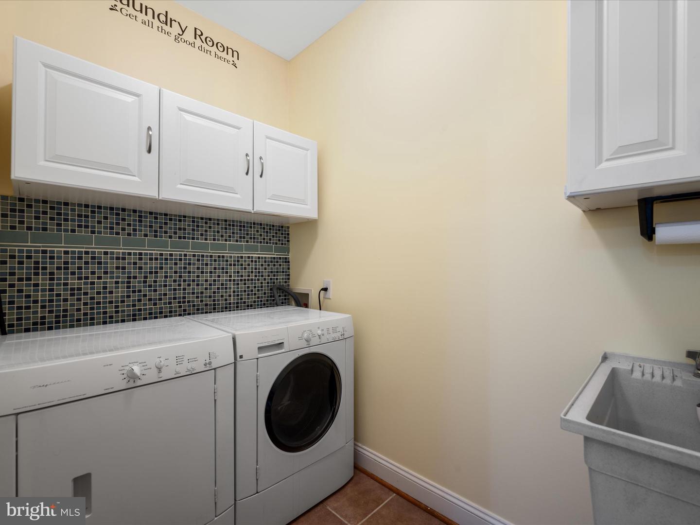 355 FISHEL RD, WINCHESTER, Virginia 22602, 4 Bedrooms Bedrooms, ,3 BathroomsBathrooms,Residential,For sale,355 FISHEL RD,VAFV2024662 MLS # VAFV2024662