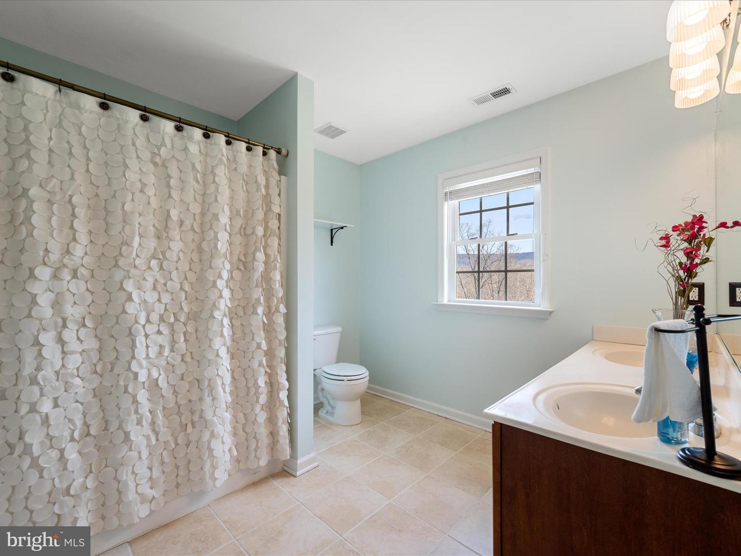 355 FISHEL RD, WINCHESTER, Virginia 22602, 4 Bedrooms Bedrooms, ,3 BathroomsBathrooms,Residential,For sale,355 FISHEL RD,VAFV2024662 MLS # VAFV2024662