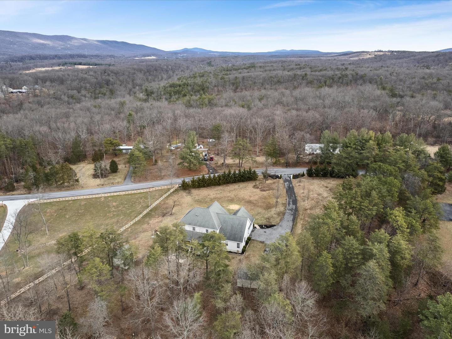 355 FISHEL RD, WINCHESTER, Virginia 22602, 4 Bedrooms Bedrooms, ,3 BathroomsBathrooms,Residential,For sale,355 FISHEL RD,VAFV2024662 MLS # VAFV2024662