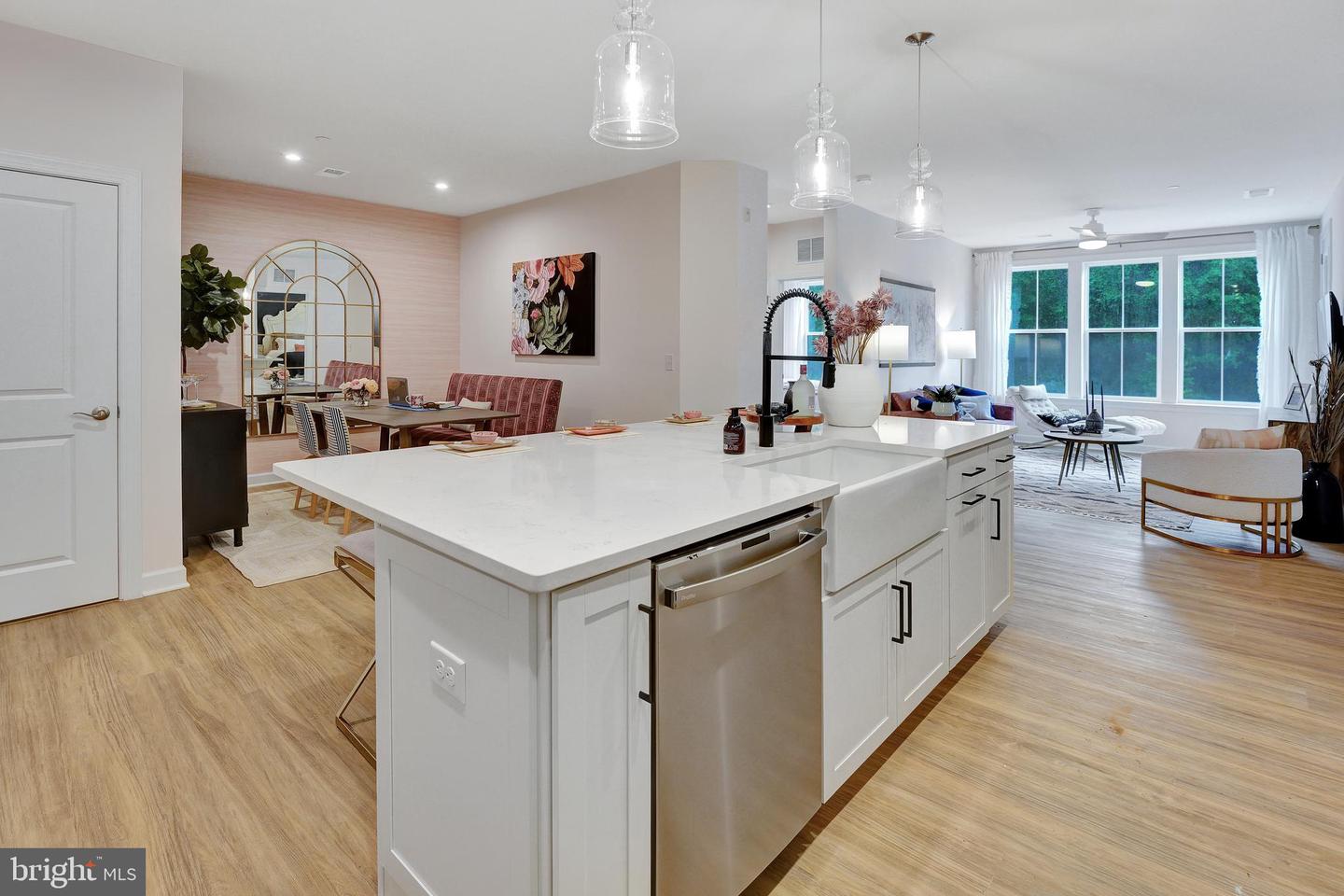 21731 DOVEKIE TER #305, ASHBURN, Virginia 20147, 2 Bedrooms Bedrooms, ,2 BathroomsBathrooms,Residential,For sale,21731 DOVEKIE TER #305,VALO2092442 MLS # VALO2092442