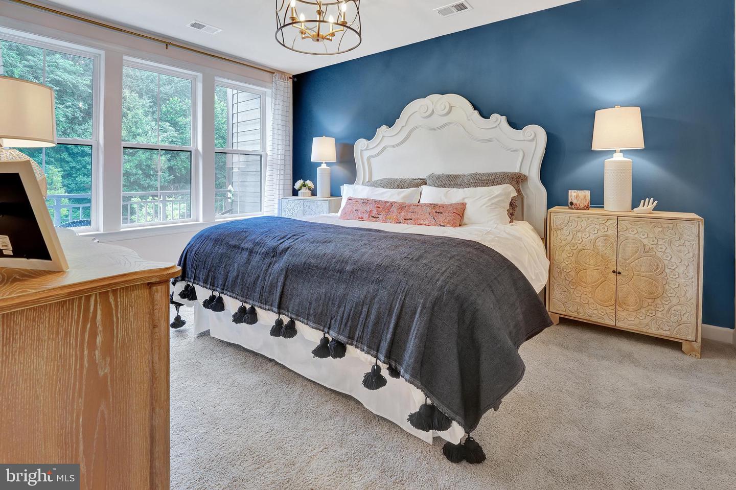 21731 DOVEKIE TER #305, ASHBURN, Virginia 20147, 2 Bedrooms Bedrooms, ,2 BathroomsBathrooms,Residential,For sale,21731 DOVEKIE TER #305,VALO2092442 MLS # VALO2092442