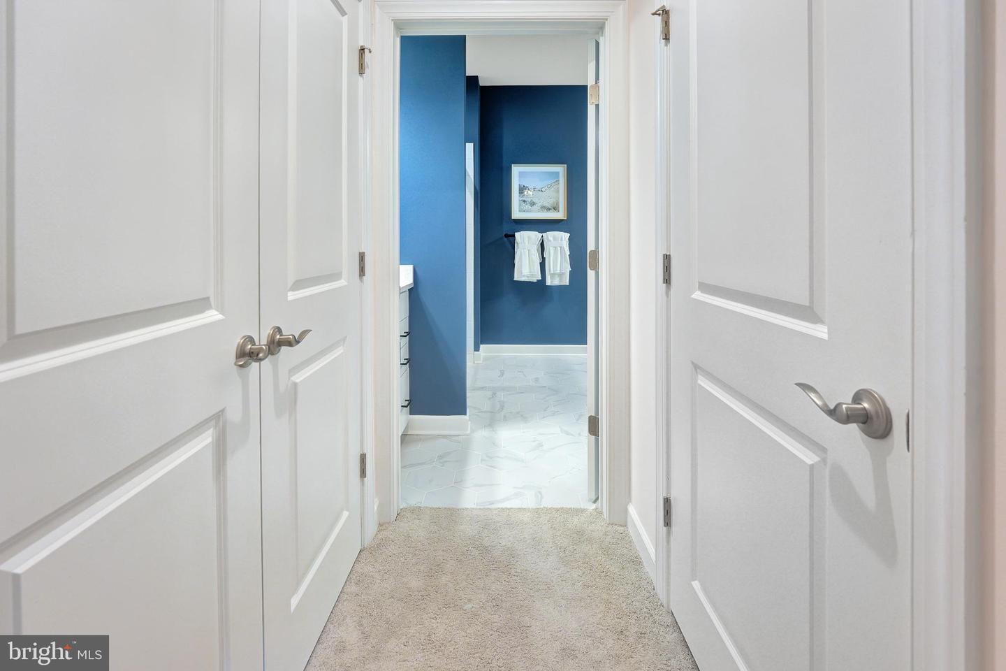 21731 DOVEKIE TER #305, ASHBURN, Virginia 20147, 2 Bedrooms Bedrooms, ,2 BathroomsBathrooms,Residential,For sale,21731 DOVEKIE TER #305,VALO2092442 MLS # VALO2092442