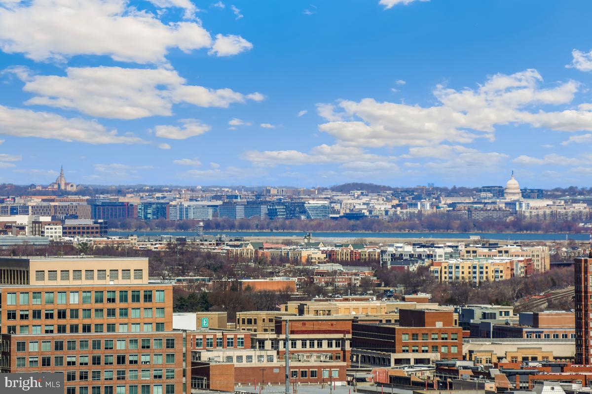 5901 MOUNT EAGLE DR #1610, ALEXANDRIA, Virginia 22303, 2 Bedrooms Bedrooms, 9 Rooms Rooms,2 BathroomsBathrooms,Residential,For sale,5901 MOUNT EAGLE DR #1610,VAFX2233822 MLS # VAFX2233822