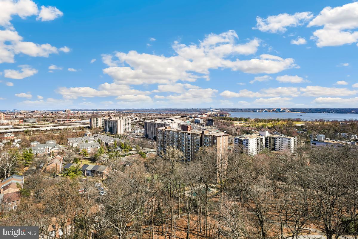 5901 MOUNT EAGLE DR #1610, ALEXANDRIA, Virginia 22303, 2 Bedrooms Bedrooms, 9 Rooms Rooms,2 BathroomsBathrooms,Residential,For sale,5901 MOUNT EAGLE DR #1610,VAFX2233822 MLS # VAFX2233822