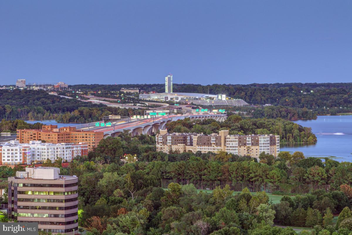 5901 MOUNT EAGLE DR #1610, ALEXANDRIA, Virginia 22303, 2 Bedrooms Bedrooms, 9 Rooms Rooms,2 BathroomsBathrooms,Residential,For sale,5901 MOUNT EAGLE DR #1610,VAFX2233822 MLS # VAFX2233822