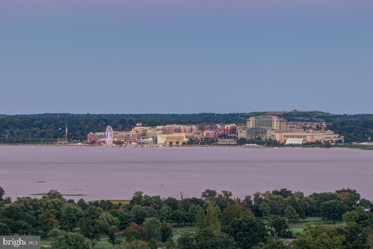 5901 MOUNT EAGLE DR #1610, ALEXANDRIA, Virginia 22303, 2 Bedrooms Bedrooms, 9 Rooms Rooms,2 BathroomsBathrooms,Residential,For sale,5901 MOUNT EAGLE DR #1610,VAFX2233822 MLS # VAFX2233822