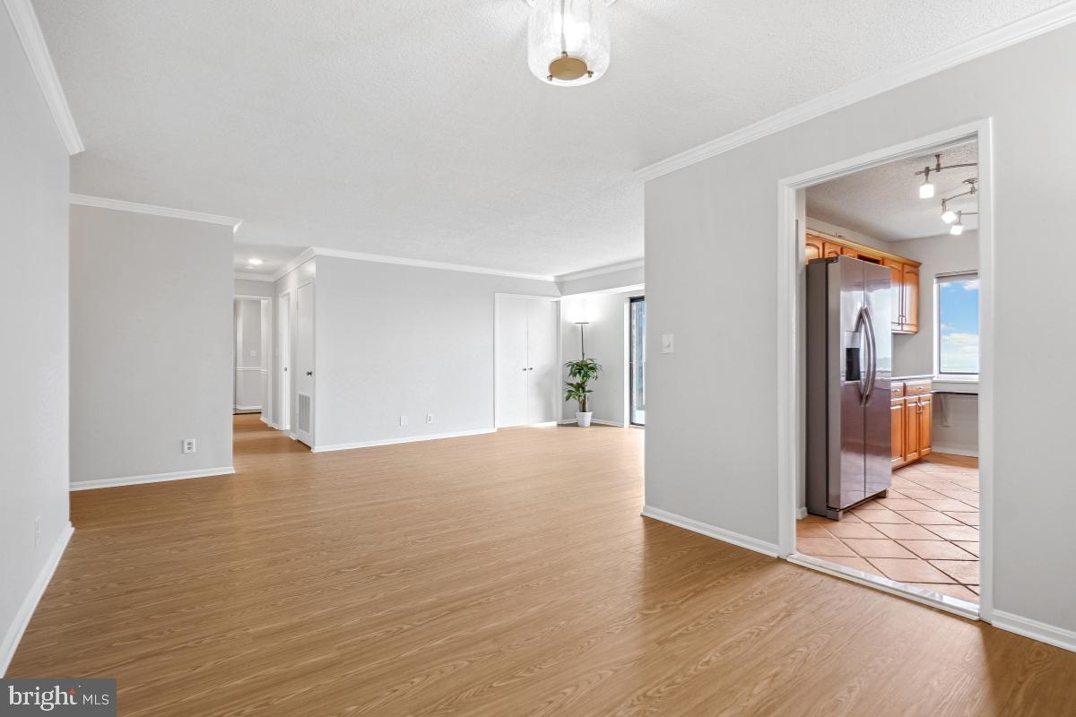 5901 MOUNT EAGLE DR #1610, ALEXANDRIA, Virginia 22303, 2 Bedrooms Bedrooms, 9 Rooms Rooms,2 BathroomsBathrooms,Residential,For sale,5901 MOUNT EAGLE DR #1610,VAFX2233822 MLS # VAFX2233822