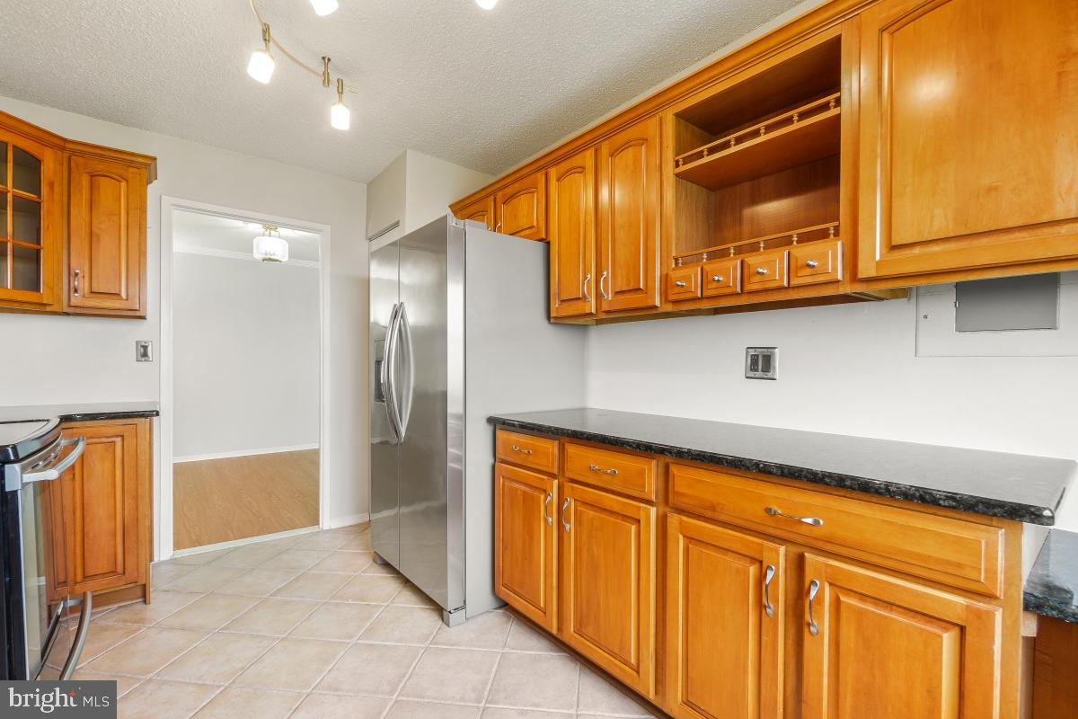 5901 MOUNT EAGLE DR #1610, ALEXANDRIA, Virginia 22303, 2 Bedrooms Bedrooms, 9 Rooms Rooms,2 BathroomsBathrooms,Residential,For sale,5901 MOUNT EAGLE DR #1610,VAFX2233822 MLS # VAFX2233822