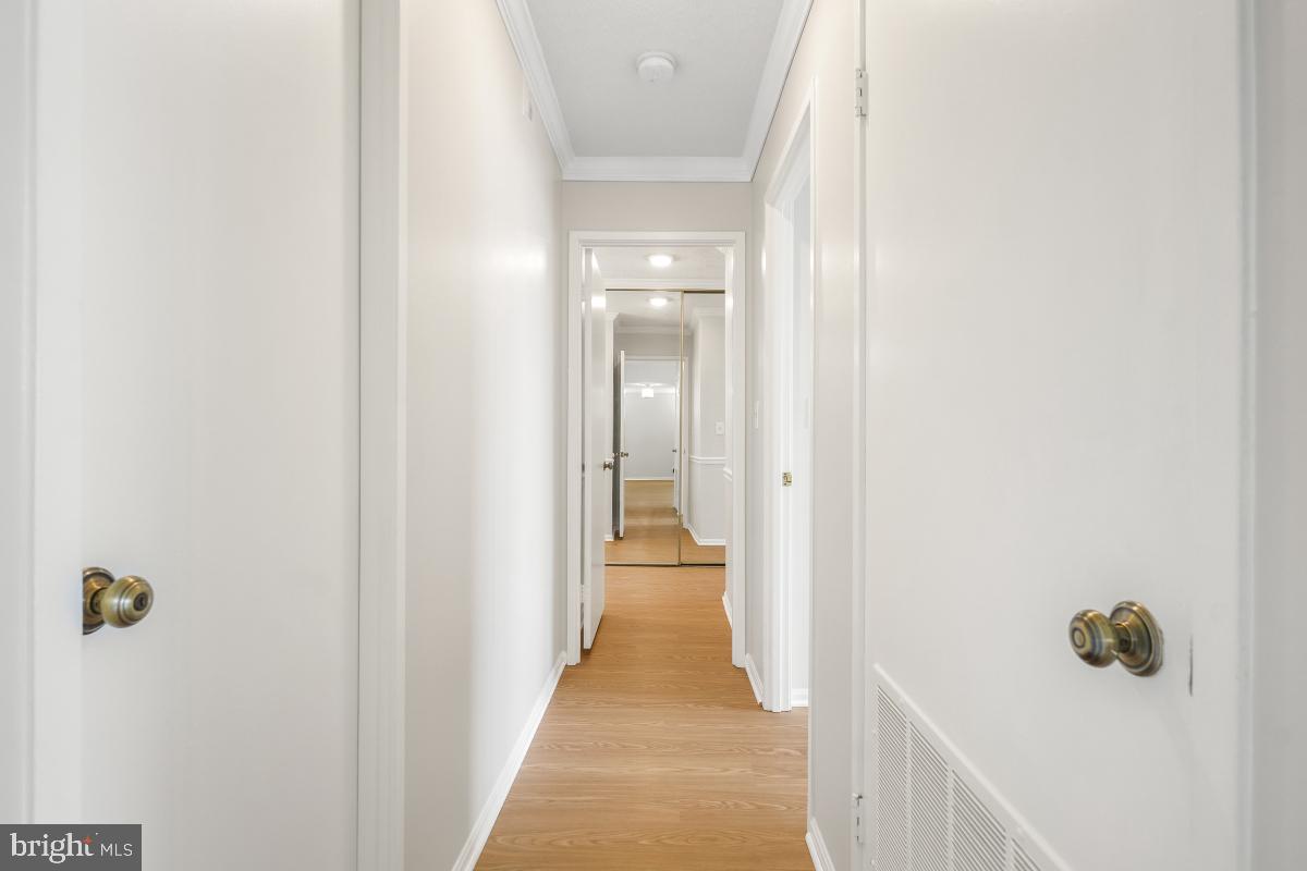 5901 MOUNT EAGLE DR #1610, ALEXANDRIA, Virginia 22303, 2 Bedrooms Bedrooms, 9 Rooms Rooms,2 BathroomsBathrooms,Residential,For sale,5901 MOUNT EAGLE DR #1610,VAFX2233822 MLS # VAFX2233822