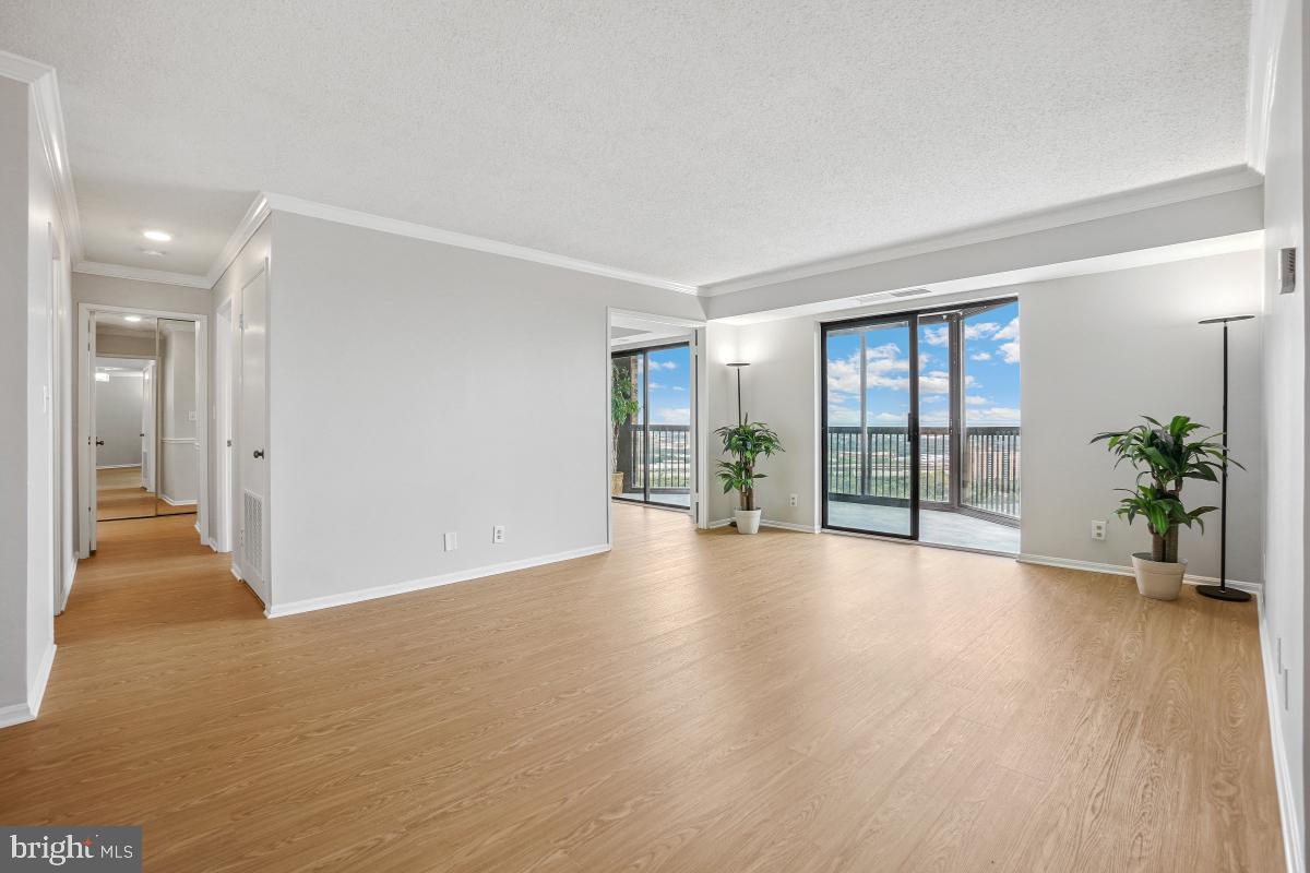 5901 MOUNT EAGLE DR #1610, ALEXANDRIA, Virginia 22303, 2 Bedrooms Bedrooms, 9 Rooms Rooms,2 BathroomsBathrooms,Residential,For sale,5901 MOUNT EAGLE DR #1610,VAFX2233822 MLS # VAFX2233822