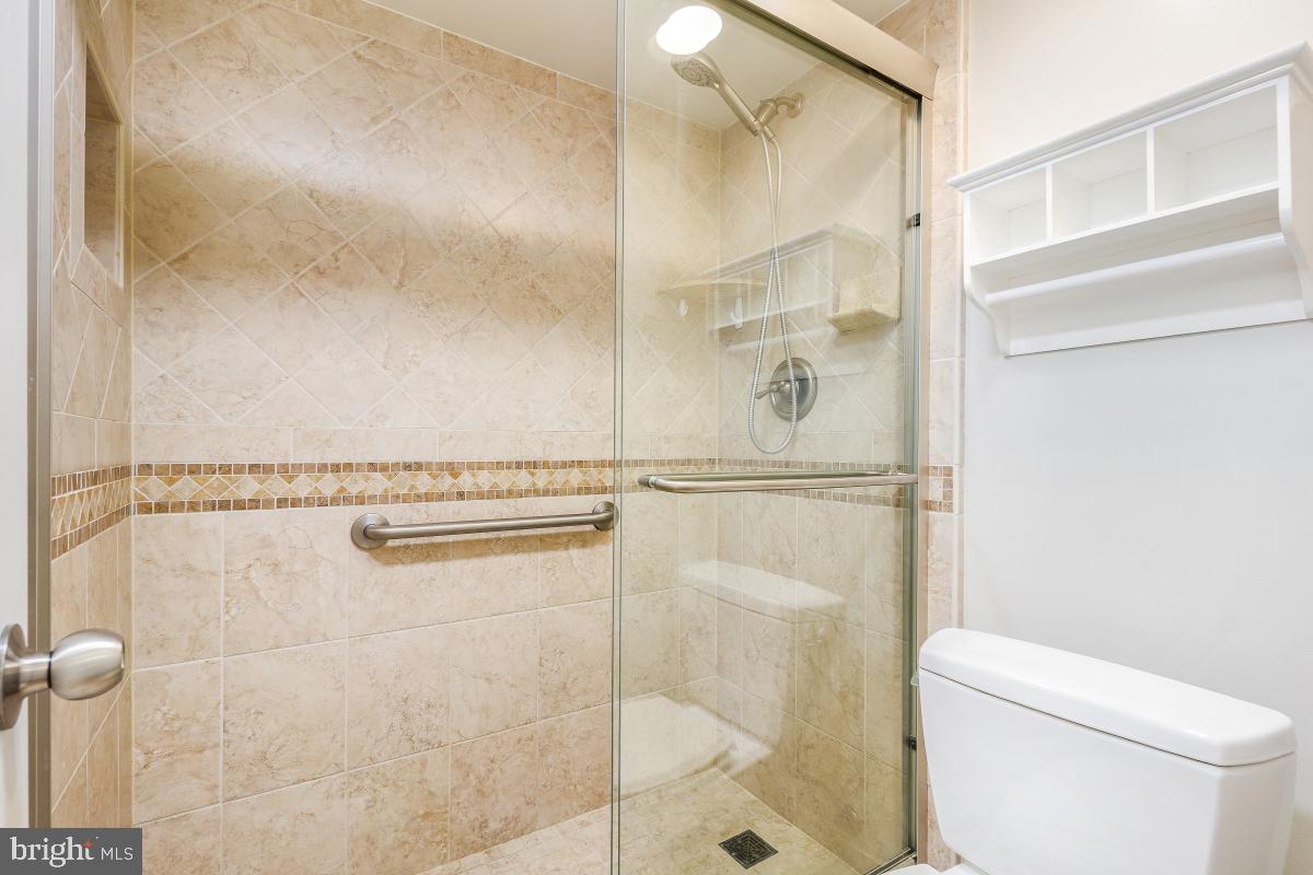 5901 MOUNT EAGLE DR #1610, ALEXANDRIA, Virginia 22303, 2 Bedrooms Bedrooms, 9 Rooms Rooms,2 BathroomsBathrooms,Residential,For sale,5901 MOUNT EAGLE DR #1610,VAFX2233822 MLS # VAFX2233822