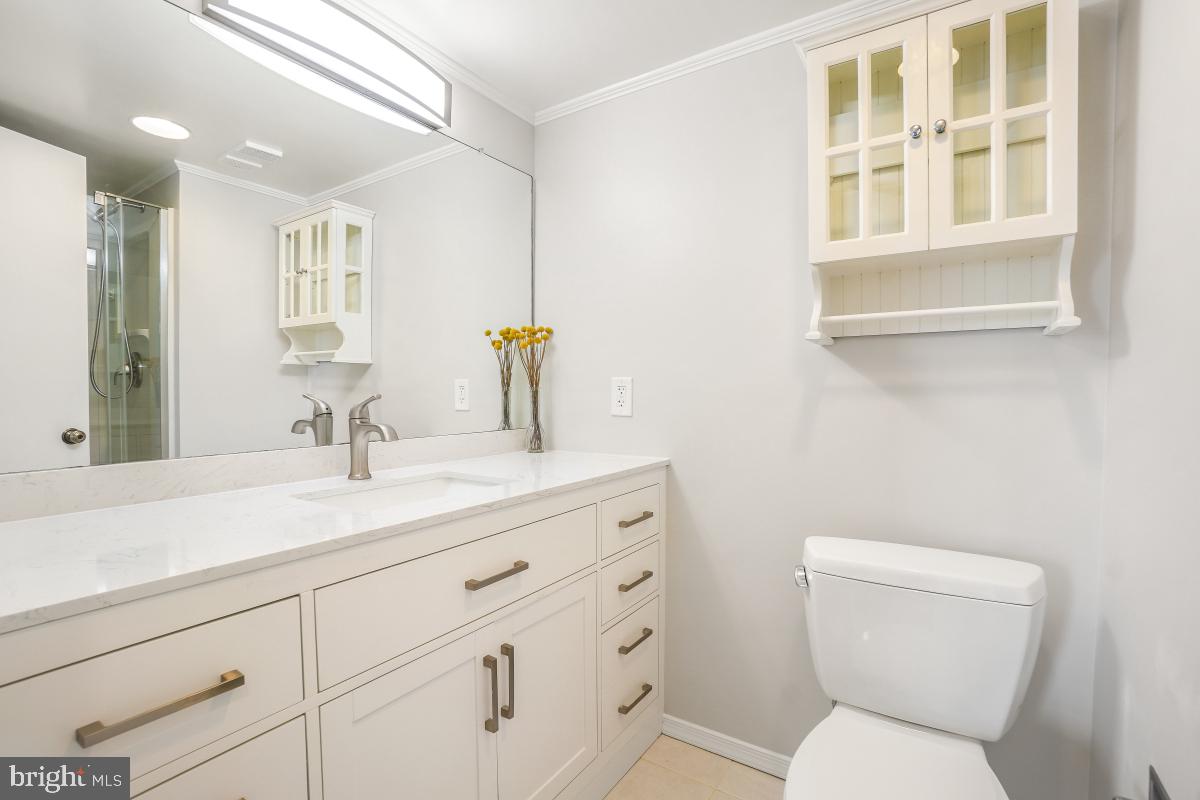 5901 MOUNT EAGLE DR #1610, ALEXANDRIA, Virginia 22303, 2 Bedrooms Bedrooms, 9 Rooms Rooms,2 BathroomsBathrooms,Residential,For sale,5901 MOUNT EAGLE DR #1610,VAFX2233822 MLS # VAFX2233822