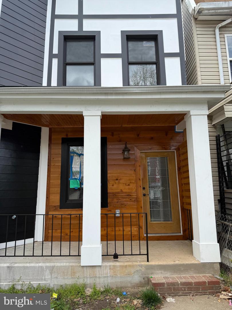 1600 MONTELLO AVE NE, WASHINGTON, District Of Columbia 20002, 5 Bedrooms Bedrooms, ,4 BathroomsBathrooms,Residential,For sale,1600 MONTELLO AVE NE,DCDC2196098 MLS # DCDC2196098