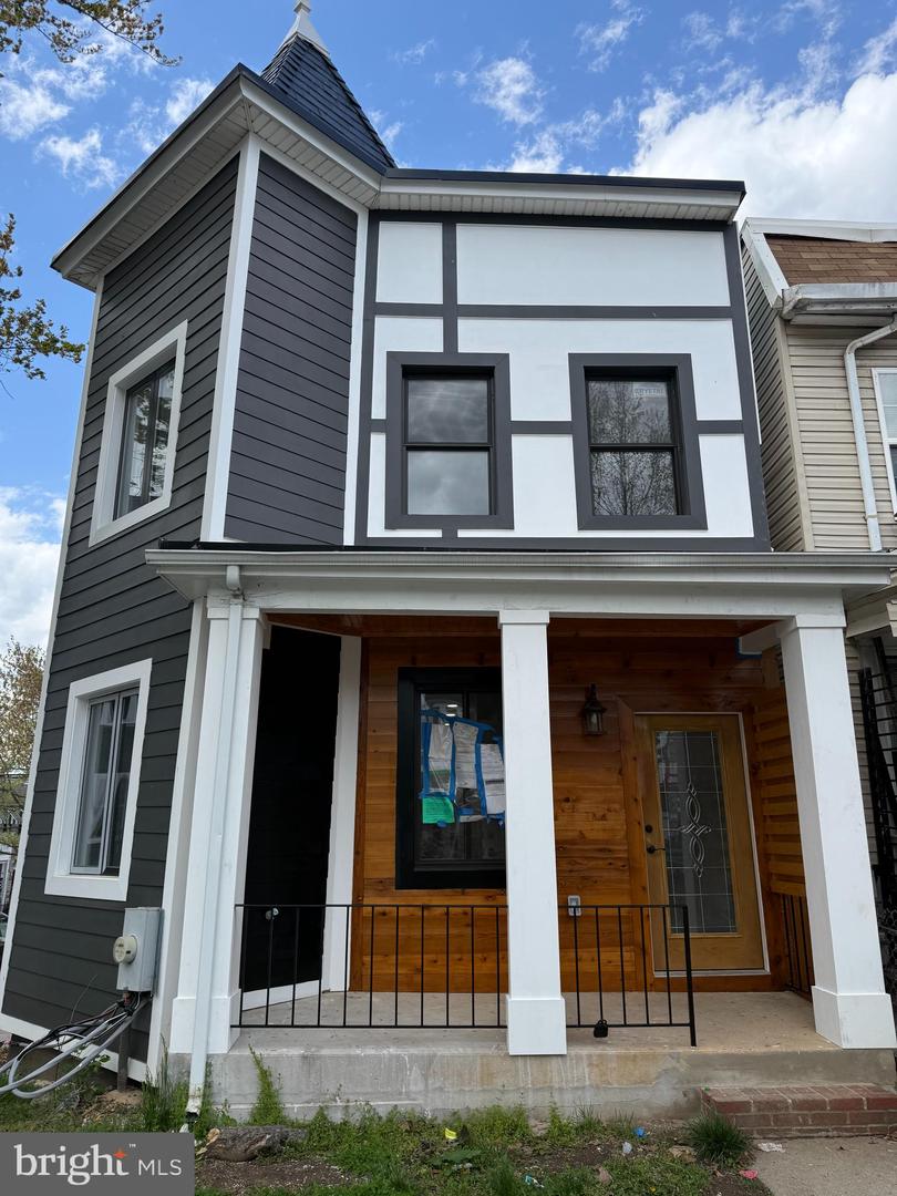1600 MONTELLO AVE NE, WASHINGTON, District Of Columbia 20002, 5 Bedrooms Bedrooms, ,4 BathroomsBathrooms,Residential,For sale,1600 MONTELLO AVE NE,DCDC2196098 MLS # DCDC2196098