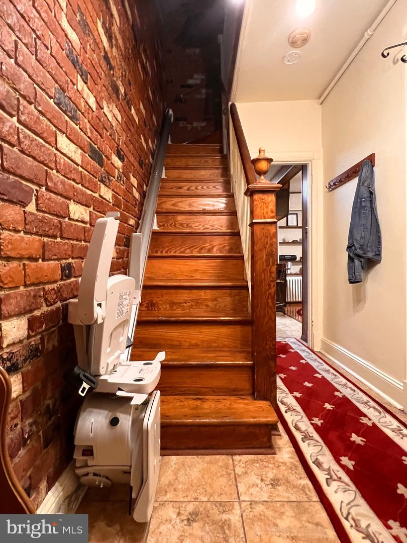 719 NEWTON PL NW, WASHINGTON, District Of Columbia 20010, 3 Bedrooms Bedrooms, ,1 BathroomBathrooms,Residential,For sale,719 NEWTON PL NW,DCDC2197206 MLS # DCDC2197206