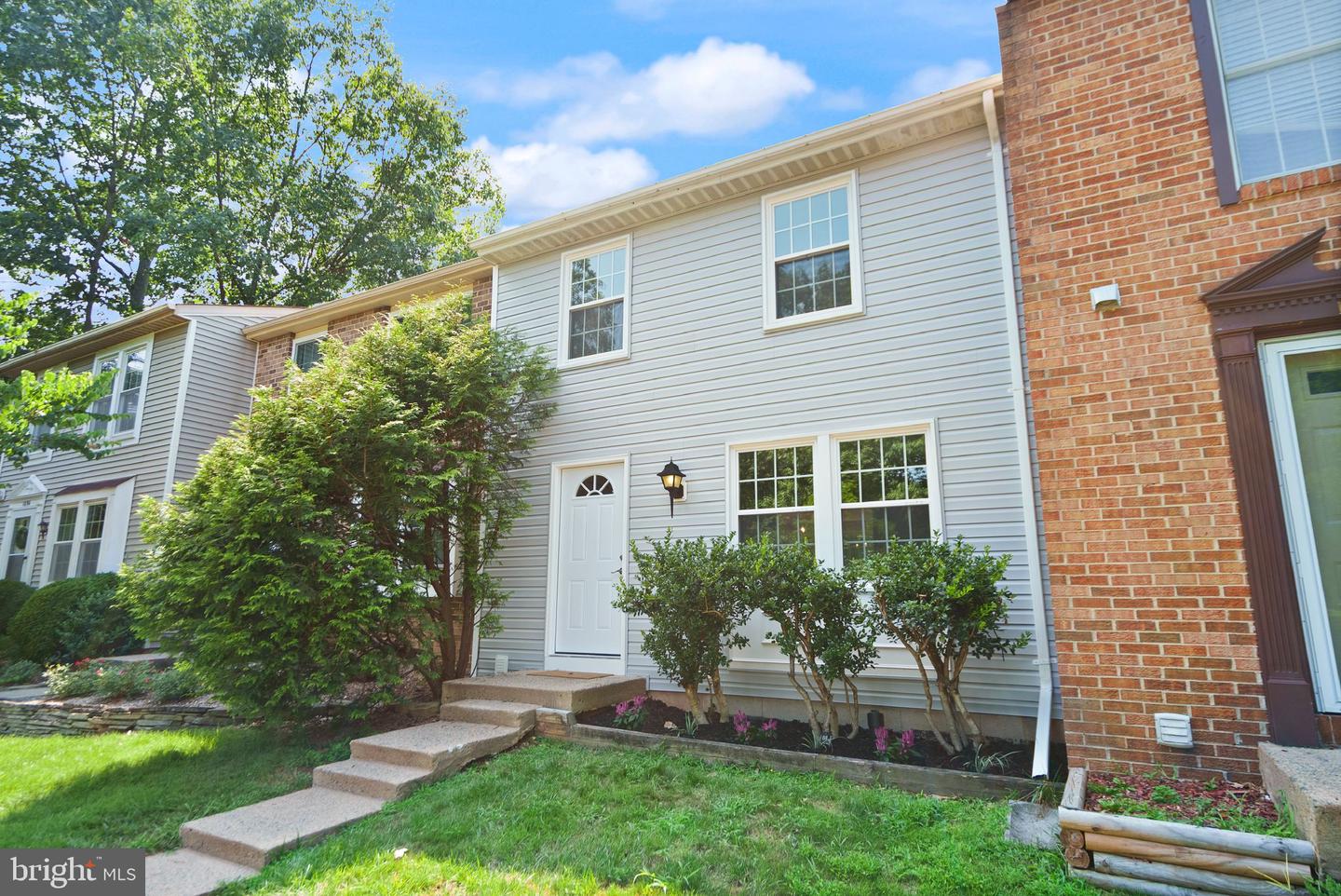 1690 SIERRA WOODS CT, RESTON, Virginia 20194, 3 Bedrooms Bedrooms, ,2 BathroomsBathrooms,Residential,For sale,1690 SIERRA WOODS CT,VAFX2237162 MLS # VAFX2237162