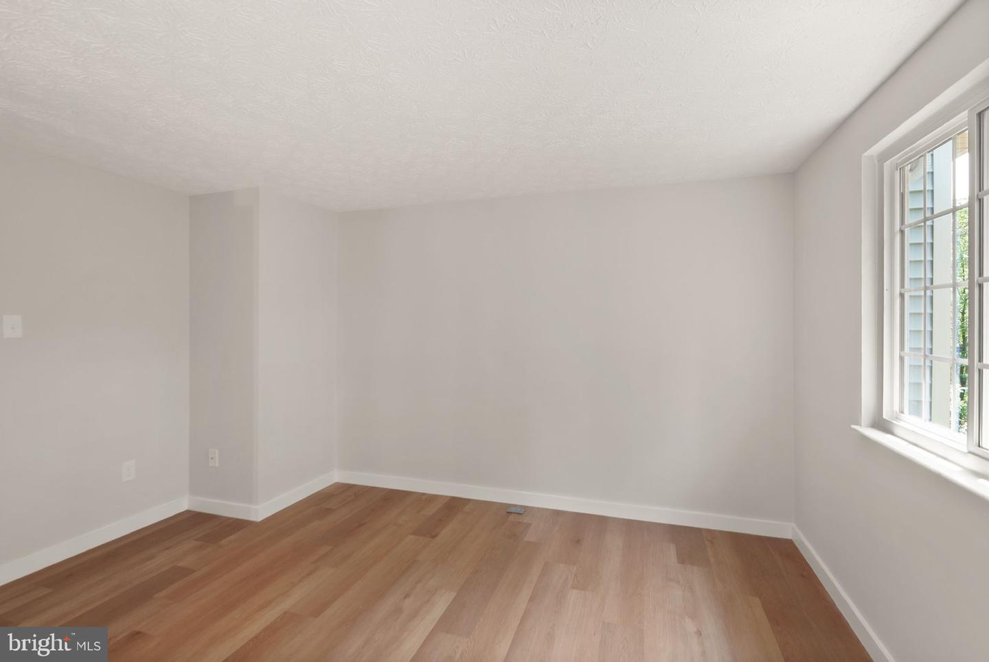 1690 SIERRA WOODS CT, RESTON, Virginia 20194, 3 Bedrooms Bedrooms, ,2 BathroomsBathrooms,Residential,For sale,1690 SIERRA WOODS CT,VAFX2237162 MLS # VAFX2237162