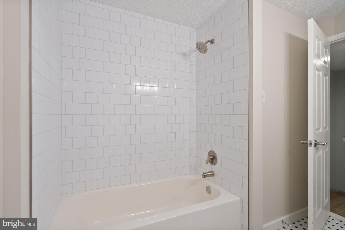 1690 SIERRA WOODS CT, RESTON, Virginia 20194, 3 Bedrooms Bedrooms, ,2 BathroomsBathrooms,Residential,For sale,1690 SIERRA WOODS CT,VAFX2237162 MLS # VAFX2237162