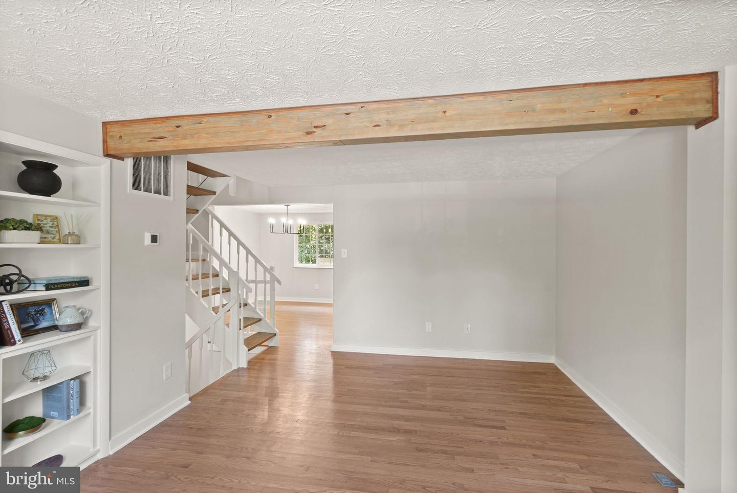 1690 SIERRA WOODS CT, RESTON, Virginia 20194, 3 Bedrooms Bedrooms, ,2 BathroomsBathrooms,Residential,For sale,1690 SIERRA WOODS CT,VAFX2237162 MLS # VAFX2237162