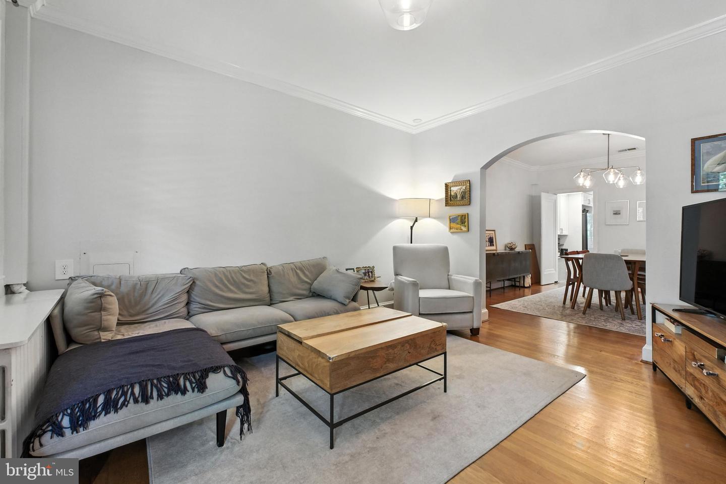 23 6TH ST NE, WASHINGTON, District Of Columbia 20002, 2 Bedrooms Bedrooms, ,1 BathroomBathrooms,Residential,For sale,23 6TH ST NE,DCDC2198178 MLS # DCDC2198178