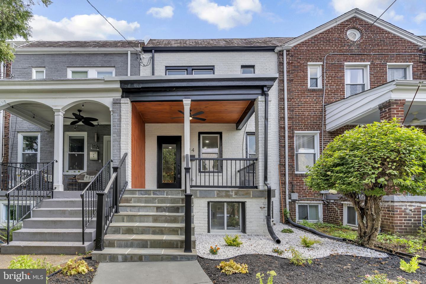 314 FARRAGUT ST NW, WASHINGTON, District Of Columbia 20011, 4 Bedrooms Bedrooms, ,3 BathroomsBathrooms,Residential,For sale,314 FARRAGUT ST NW,DCDC2199254 MLS # DCDC2199254