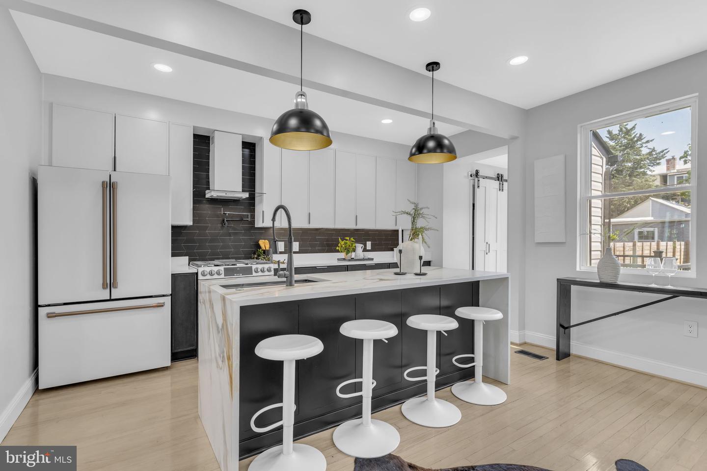 314 FARRAGUT ST NW, WASHINGTON, District Of Columbia 20011, 4 Bedrooms Bedrooms, ,3 BathroomsBathrooms,Residential,For sale,314 FARRAGUT ST NW,DCDC2199254 MLS # DCDC2199254