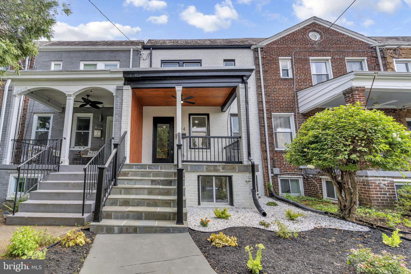 314 FARRAGUT ST NW, WASHINGTON, District Of Columbia 20011, 4 Bedrooms Bedrooms, ,3 BathroomsBathrooms,Residential,For sale,314 FARRAGUT ST NW,DCDC2199254 MLS # DCDC2199254