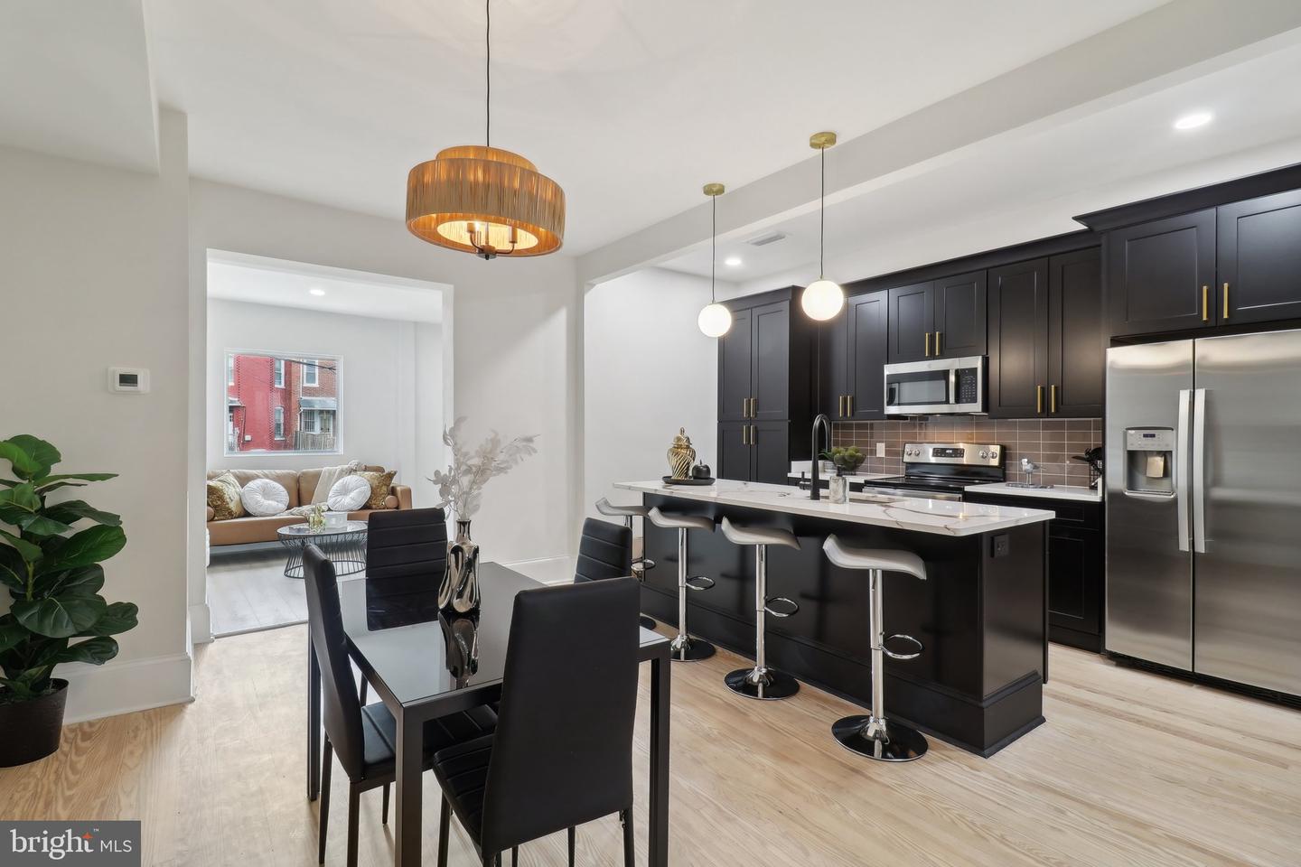 639 NW COLUMBIA RD NW, WASHINGTON, District Of Columbia 20001, 3 Bedrooms Bedrooms, 15 Rooms Rooms,2 BathroomsBathrooms,Residential,For sale,639 NW COLUMBIA RD NW,DCDC2199820 MLS # DCDC2199820