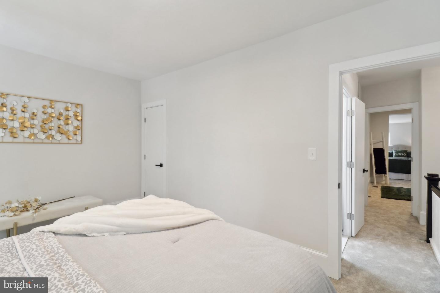 639 NW COLUMBIA RD NW, WASHINGTON, District Of Columbia 20001, 3 Bedrooms Bedrooms, 15 Rooms Rooms,2 BathroomsBathrooms,Residential,For sale,639 NW COLUMBIA RD NW,DCDC2199820 MLS # DCDC2199820