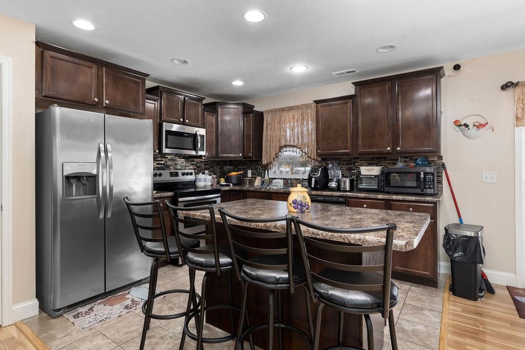 276 DYLAN CIR, BRIDGEWATER, Virginia 22812, 3 Bedrooms Bedrooms, ,2 BathroomsBathrooms,Residential,276 DYLAN CIR,661477 MLS # 661477