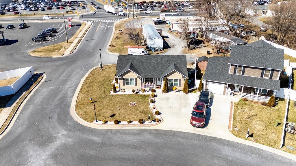 276 DYLAN CIR, BRIDGEWATER, Virginia 22812, 3 Bedrooms Bedrooms, ,2 BathroomsBathrooms,Residential,276 DYLAN CIR,661477 MLS # 661477