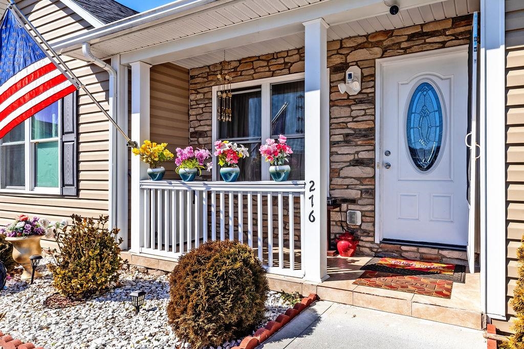 276 DYLAN CIR, BRIDGEWATER, Virginia 22812, 3 Bedrooms Bedrooms, ,2 BathroomsBathrooms,Residential,276 DYLAN CIR,661477 MLS # 661477