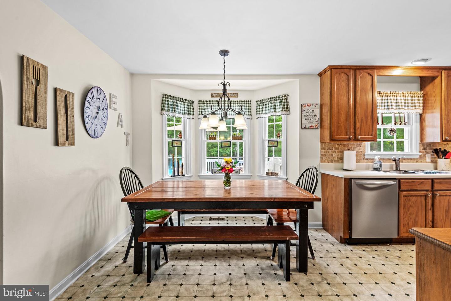 5394 GATEWOOD RD, WOODFORD, Virginia 22580, 5 Bedrooms Bedrooms, ,3 BathroomsBathrooms,Residential,For sale,5394 GATEWOOD RD,VACV2008176 MLS # VACV2008176